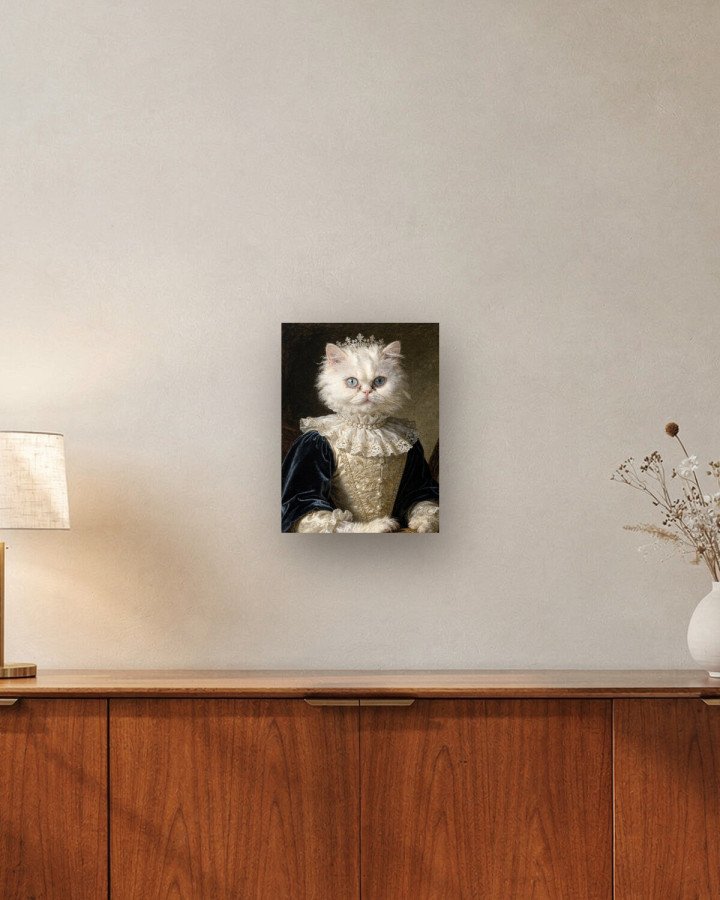 Portrait La Reine sur toile 30 × 40 cm, accrochée au-dessus d’un meuble (photomontage, échelle indicative)
